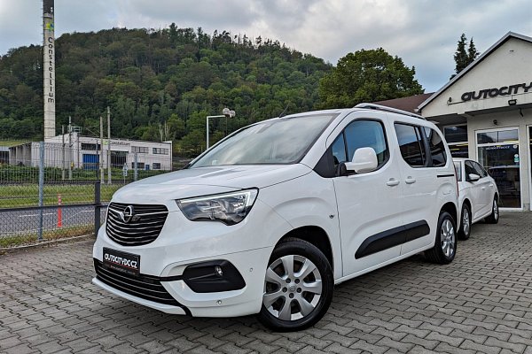 Opel Combo LIFE 1.5CDTi 96kW KAMERA, LANE ASSIST, DPH