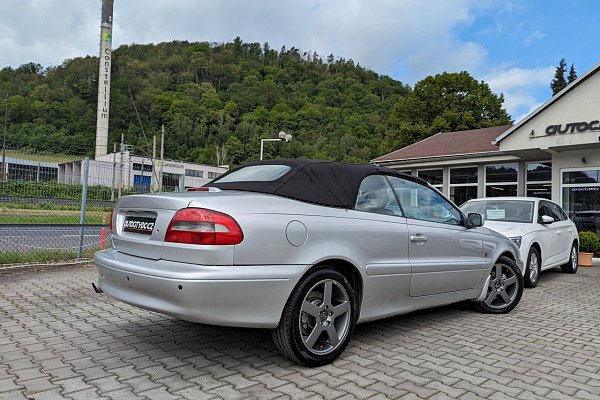 Volvo C70 2.4T 142kW A/T KŮŽE PDC KABRIO