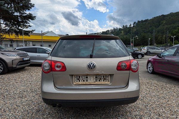 Volkswagen Passat Variant B6 1.9TDi 77kW NOVÁ STK