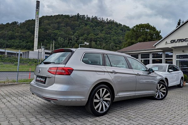 Volkswagen Passat Variant 2.0TDi 140kW DSG HIGHLINE ČR