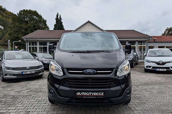 Ford Tourneo Custom 2.2TDCi 8 MÍST TITANIUM LONG