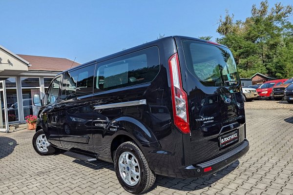 Ford Tourneo Custom 2.2TDCi 114kW TITANIUM, 8 MÍST, LONG