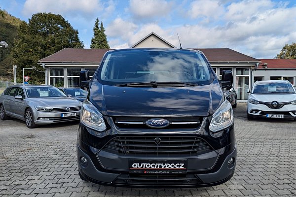 Ford Tourneo Custom 2.2TDCi 92kW 8 MÍST, LONG, PDC