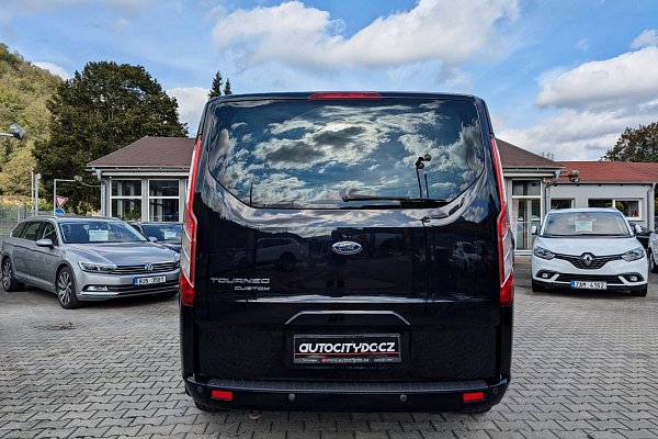 Ford Tourneo Custom 2.2TDCi 92kW 8 MÍST, LONG, PDC