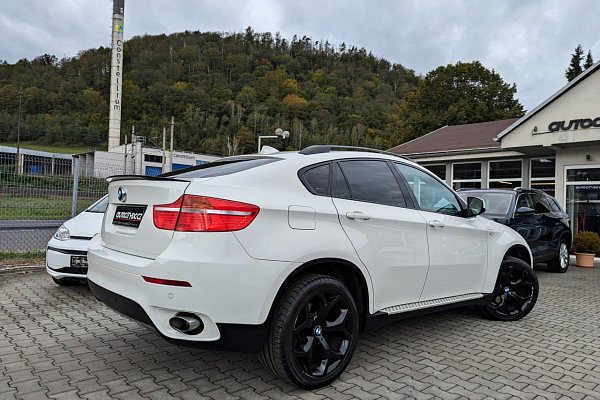 BMW X6 3.0 xDrive40d 225kW, ČR, DPH