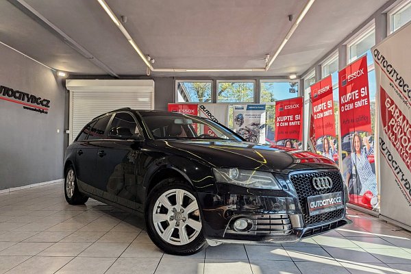 Audi A4 AVANT 2.0TDi 125kW 4x4 PDC BIXENONY ČR