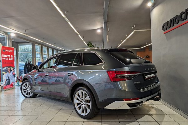 Škoda Superb SCOUT 2.0TDi 140kW 4x4 DSG, ACC, KAMERA